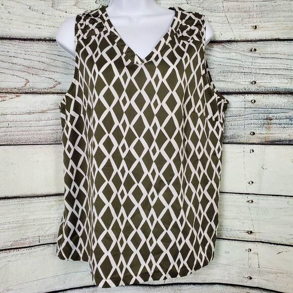Christopher & Banks Women’s Green White Geometric Sleeveless Blouse Large - Picture 2 of 8